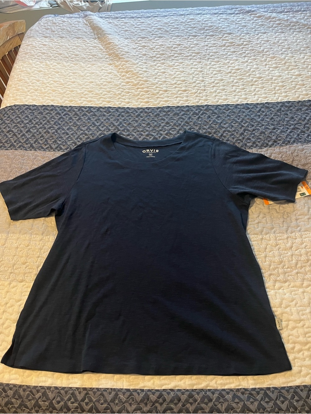 Orvis Women’s Navy Short-Sleeve Crew Neck Shirt